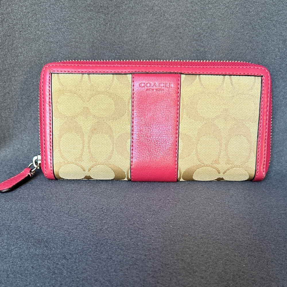Coach Signature Accordion Zip Wallet Pink Leather